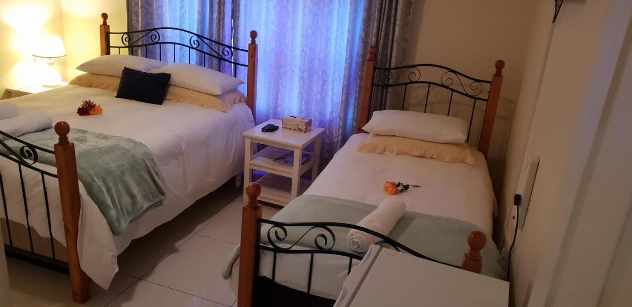 Ebenezer Guesthouse Bluewater Bay Port Elizabeth Extérieur photo